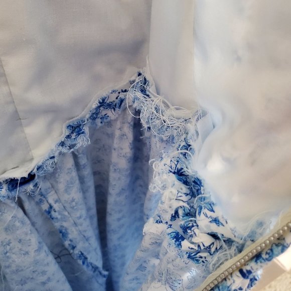 Prairie Cottage Core Maxi Dress Blue & White Floral Poet Sleeve Women's Med - Picture 10 of 11